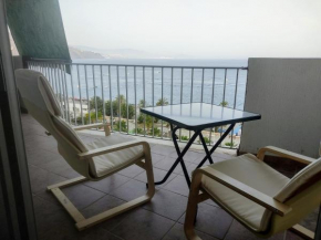 Apartamento frente al mar totalmente reformado, Almunecar